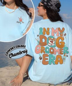 comfort colors custom dog groomer shirt in my dog groomer era personalized pet groomer gift wcm3p