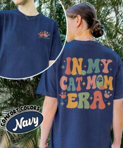 comfort colors in my cat mom era shirt custom cat name cat lover crazy cat lady gift lbeph