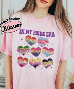 comfort colors lgbtq pride month shirt in my pride era free mom hugs transgender rights gift dygne