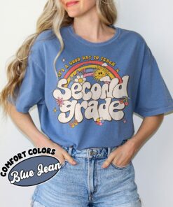 comfort colors second grade teacher shirt its a good day to teach back to school rainbow mi6l2