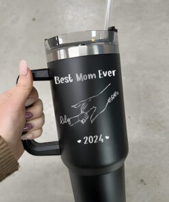 personalized 40 oz laser engraved mom tumbler custom best mom ever design unique christmas halloween gift kids holding hands cup vejst