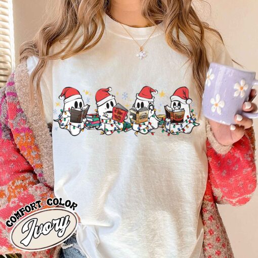 christmas ghost reading cute spooky ghost christmas vintage t shirt acotar book lover shirt cbclr