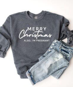 christmas pregnancy announcement sweatshirt for moms to be with fun xmas baby reveal design qc0nm