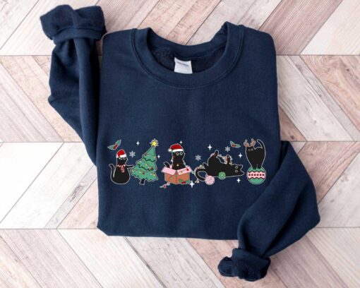 funny christmas cats sweatshirt with christmas cat family design for holiday wear and seasonal comfort 9lakf