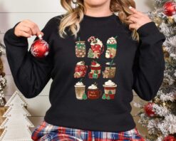 Funny Christmas Shirt for Coffee Lovers  Vintage T Shirt with Gingerbread Design  Ideal for Holiday Celebrations and Gatherings