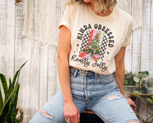 funny christmas shirt for women kinda obsessed retro tee with holly jolly design vintage t shirt for holiday celebrations thdo0