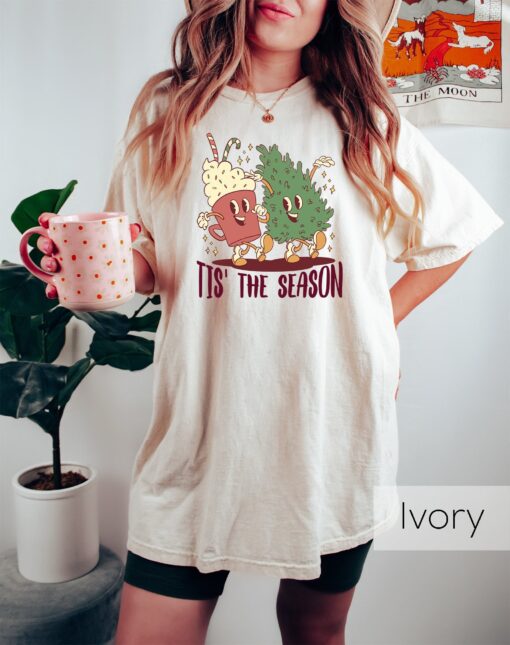 funny christmas shirt tis the season crewneck sweater for coffee lovers with christmas tree and latte design jl6we