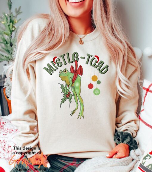 funny christmas sweatshirt featuring missile toad and mistletoe frog design man i love frogs milf theme for unique holiday style n6owe