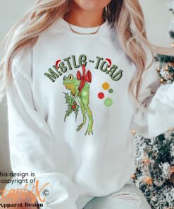 funny christmas sweatshirt featuring missile toad and mistletoe frog design man i love frogs milf theme for unique holiday style zt7hj