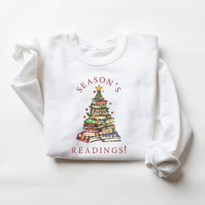 funny christmas sweatshirt for book lovers reading theme librarian sweater with christmas tree design for readers and bookworms 1cmtw