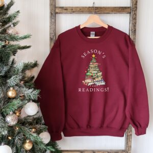 funny christmas sweatshirt for book lovers reading theme librarian sweater with christmas tree design for readers and bookworms kuf6k