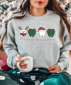 funny christmas sweatshirt for dentists with tooth design unique xmas crewneck for dental assistants and dental professionals 05brd