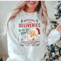 funny christmas sweatshirt for nicu and labor delivery nurses with special deliveries design comfortable holiday apparel i81q3