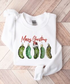 funny christmas sweatshirt for women with pickle design retro crewneck xmas shirt for pickle lovers p5bc1