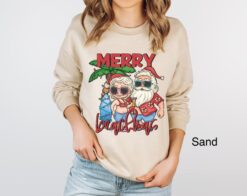 funny christmas sweatshirt merry beachmas shirt tropical xmas design for beach vacation mr and mrs claus mele kalikimaka theme kkbxu
