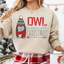Funny Christmas Sweatshirt Owl Be Home For Christmas Crewneck Unique Design for Holiday Celebrations Vintage Style