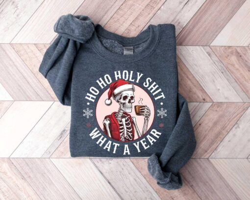 funny christmas sweatshirt skeleton santa claus design dead inside t shirt comfortable crewneck for holiday humor 45dh2