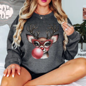 funny christmas sweatshirt with reindeer blowing bubble and glasses oversized holiday top for casual winter wear e2pze