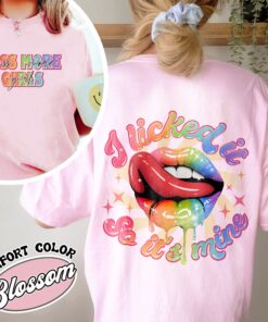 kiss more girls comfort color shirt vintage funny lesbian t shirts womens pride month gift shirt 1abc9