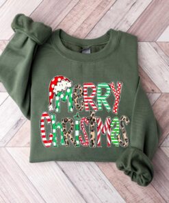 merry christmas sweatshirt for women family friendly design soft comfortable fabric for holiday celebrations fq8ih scaled