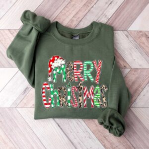 merry christmas sweatshirt for women family friendly design soft comfortable fabric for holiday celebrations fq8ih scaled