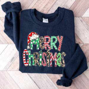 merry christmas sweatshirt for women family friendly design soft comfortable fabric for holiday celebrations qjpjh scaled