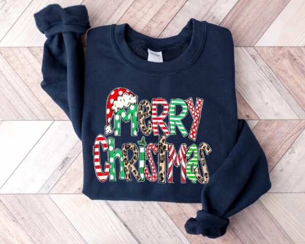 merry christmas sweatshirt for women family friendly design soft comfortable fabric for holiday celebrations qjpjh scaled