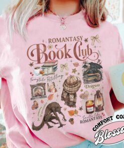 romantasy reader book club vintage fall bookish womens t shirt fall in love with reading tee szswc