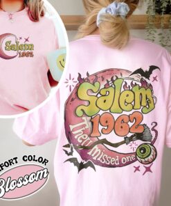 salem 1692 comfort colors shirt vintage retro halloween witch womens t shirt spooky salem party shirt lvknw
