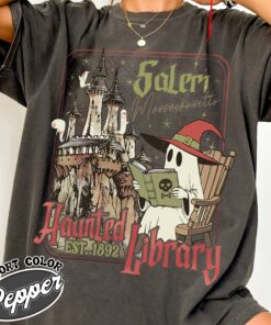 the haunted library shirt vintage bookish halloween womens t shirt ghost reading books gift wo918