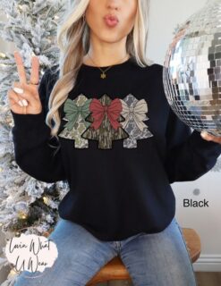 vintage camo christmas sweatshirt with camouflage trees trendy oversized design for holiday hunting and outdoor activities evovr