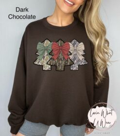 vintage camo christmas sweatshirt with camouflage trees trendy oversized design for holiday hunting and outdoor activities uidlb