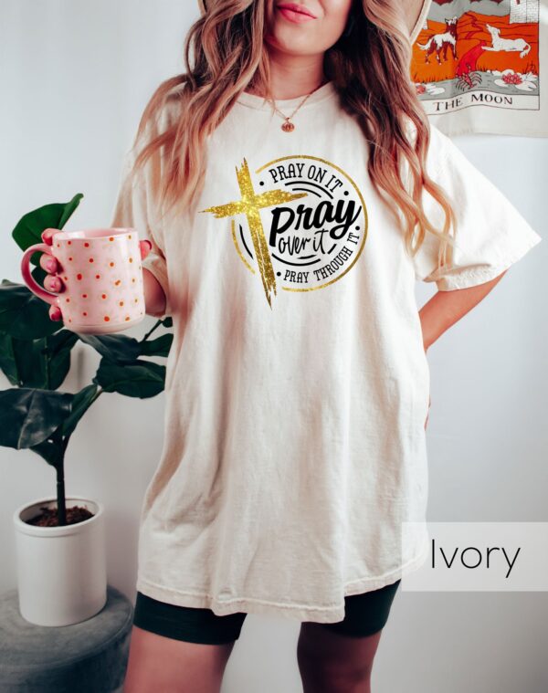 vintage christian t shirt pray on it pray over it cross design for religious beliefs and faithful expressions in groovy style j0dmy