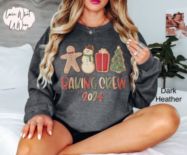 vintage christmas baking sweatshirt for holiday parties featuring gingerbread design and matching crew neck style w1vor