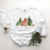 vintage christmas cabin sweatshirt with let it snow design for winter comfort and holiday style ibc63