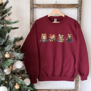 vintage christmas cat sweatshirt for cat lovers featuring meowy christmas design comfortable crewneck style hakvr