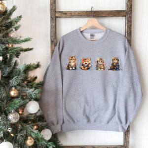 vintage christmas cat sweatshirt for cat lovers featuring meowy christmas design comfortable crewneck style lf6r8