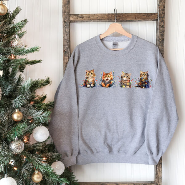 vintage christmas cat sweatshirt for cat lovers featuring meowy christmas design comfortable crewneck style lf6r8 scaled