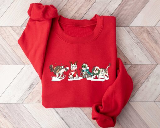 vintage christmas cat sweatshirt for cat lovers featuring various cat breeds and kittens ideal for holiday celebrations tscfg scaled