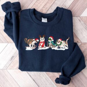 vintage christmas cat sweatshirt for cat lovers featuring various cat breeds and kittens ideal for holiday celebrations ybsis scaled