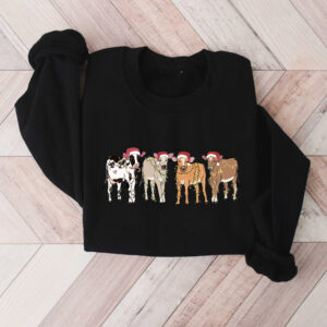 vintage christmas cow sweatshirt for women with highland cow design and festive lights crewneck style rvzhc scaled