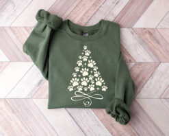 Vintage Christmas Dog Paw Shirt with Animal Christmas Tree Design for Dog Lovers Celebrating Merry Woofmas