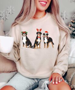 vintage christmas dog sweatshirt for dog lovers featuring cute dogs and holiday design ideal for dog moms and festive celebrations ipw52