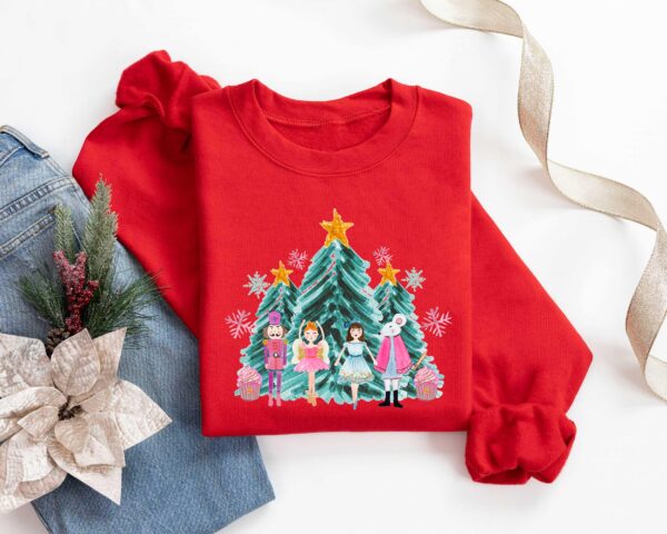 vintage christmas nutcracker sweatshirt for women holiday winter shirt with fun design for festive celebrations 0kfou