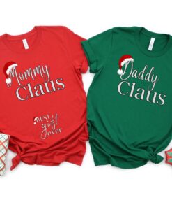 vintage christmas pregnancy announcement shirts for couples with maternity reveal design and unique holiday theme kup68