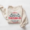 Vintage Christmas Reading Sweatshirt for Women Crewneck Design Featuring Bookish Theme Ideal for Teachers and Holiday Celebrations