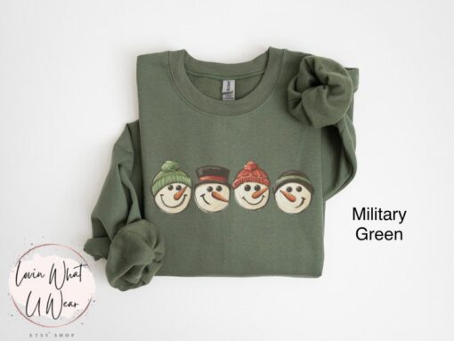 vintage christmas snowman sweatshirt retro crewneck top for winter apparel oversized design for holiday celebrations and casual wear gmq9u