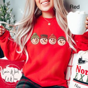 vintage christmas snowman sweatshirt retro crewneck top for winter with oversized fit and fun holiday design 8c2dy