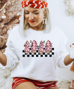 vintage christmas sweater for women with pink christmas trees design retro crewneck sweatshirt ideal for holiday celebrations 0jjcf