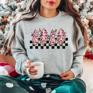 vintage christmas sweater for women with pink christmas trees design retro crewneck sweatshirt ideal for holiday celebrations sq4ur